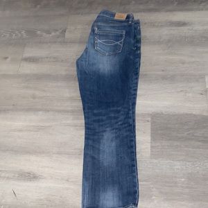 Womens size 8 Abercrombie & Fitch New York w 29